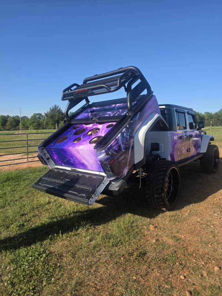 1000111747